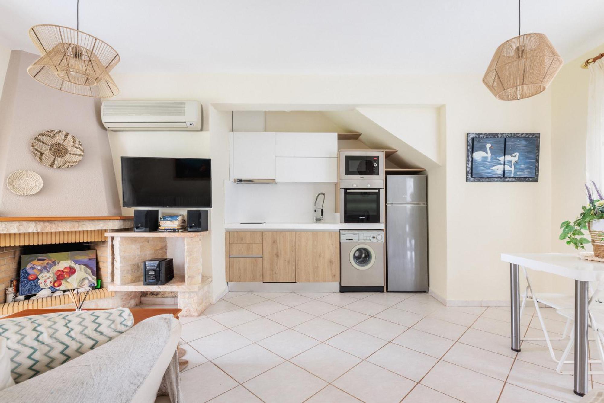 Apartment Next To The Sea Paralia Dionysiou Buitenkant foto